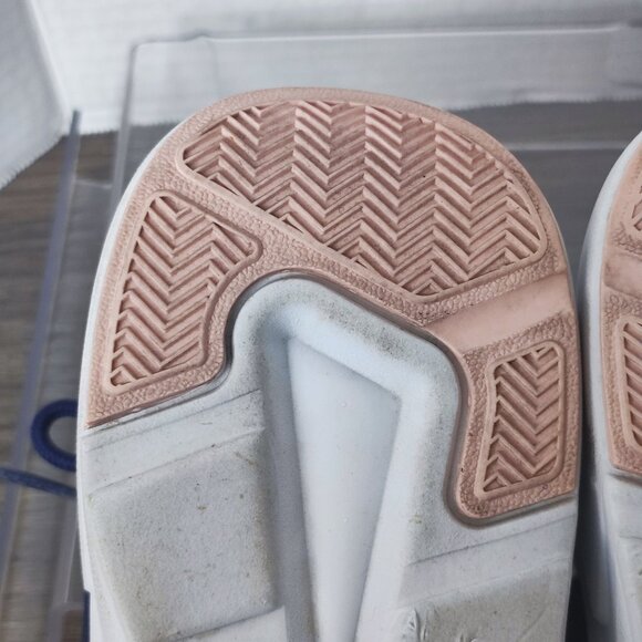 Fabletics Zuma Studio Sneaker II size 7 Athletic Lightweight Running Slip on - Picture 12 of 12